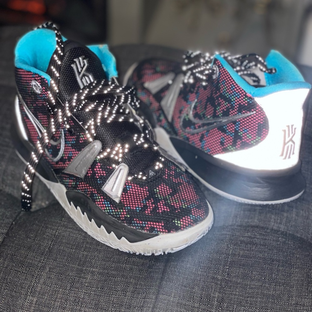Kyrie youth 4